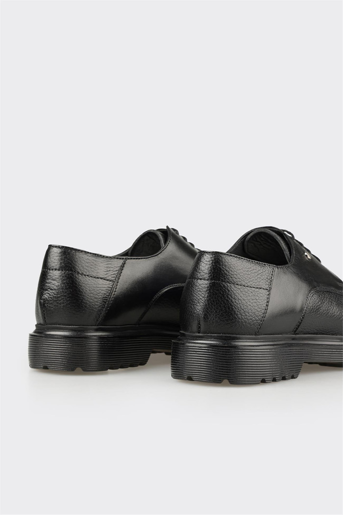 Siyah Deri Erkek Günlük Ayakkabı