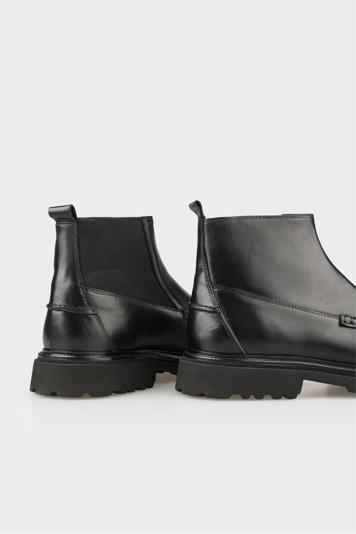 Siyah Deri Erkek Günlük Bot