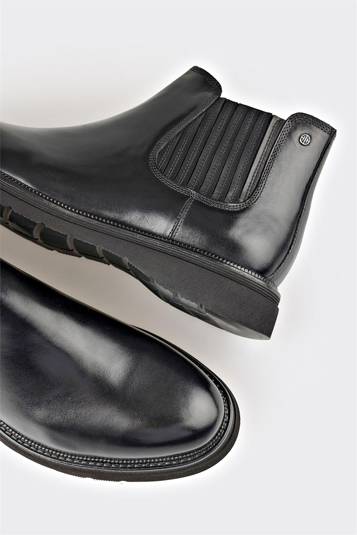 Siyah Deri Erkek Günlük Bot