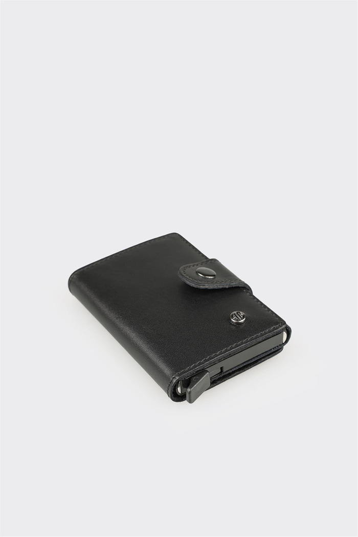 Siyah Deri Erkek Kartlık