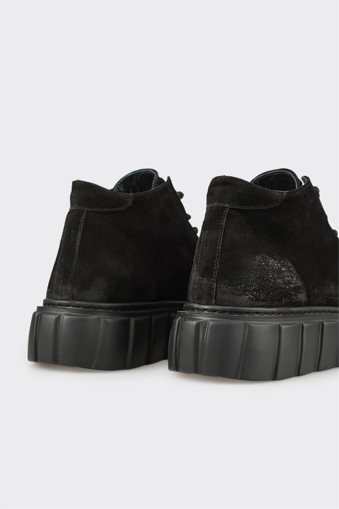 Siyah Deri Erkek Spor Bot