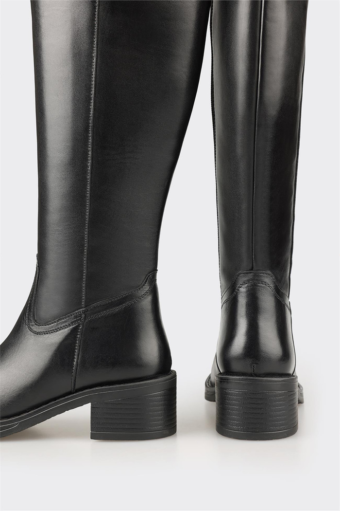 Siyah Deri Kadın Çizme