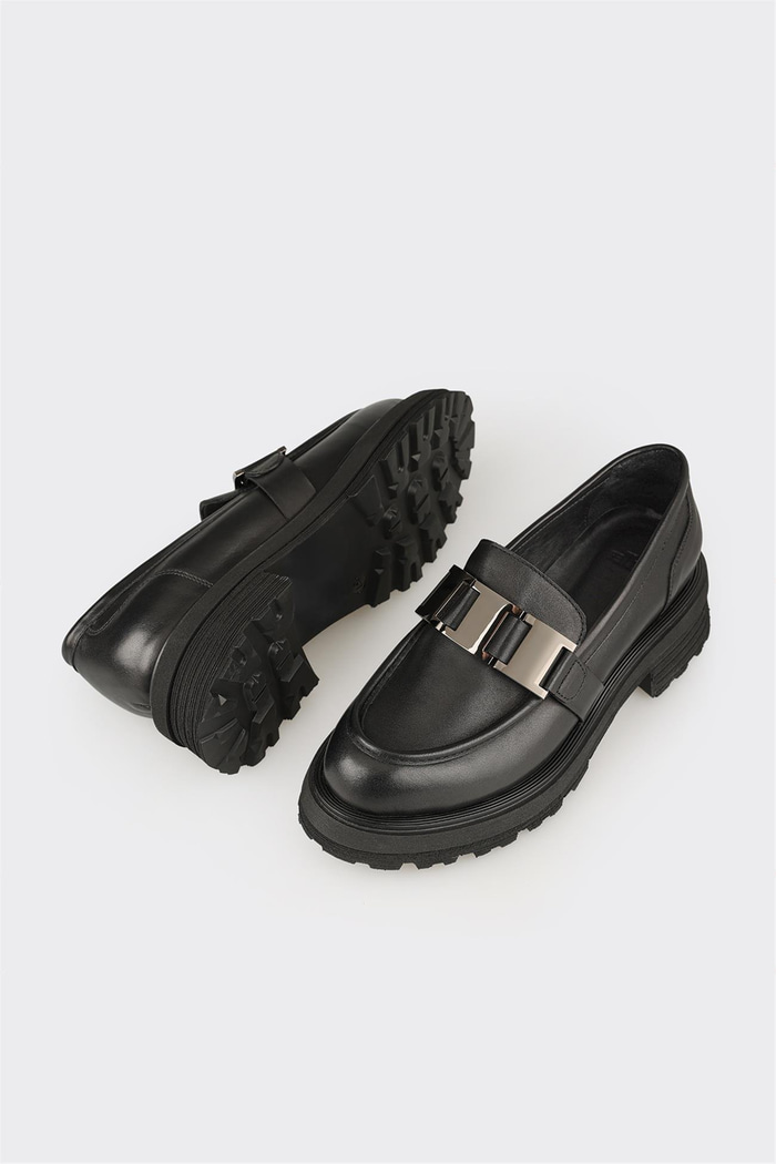 Siyah Deri Kadın Günlük Ayakkabı