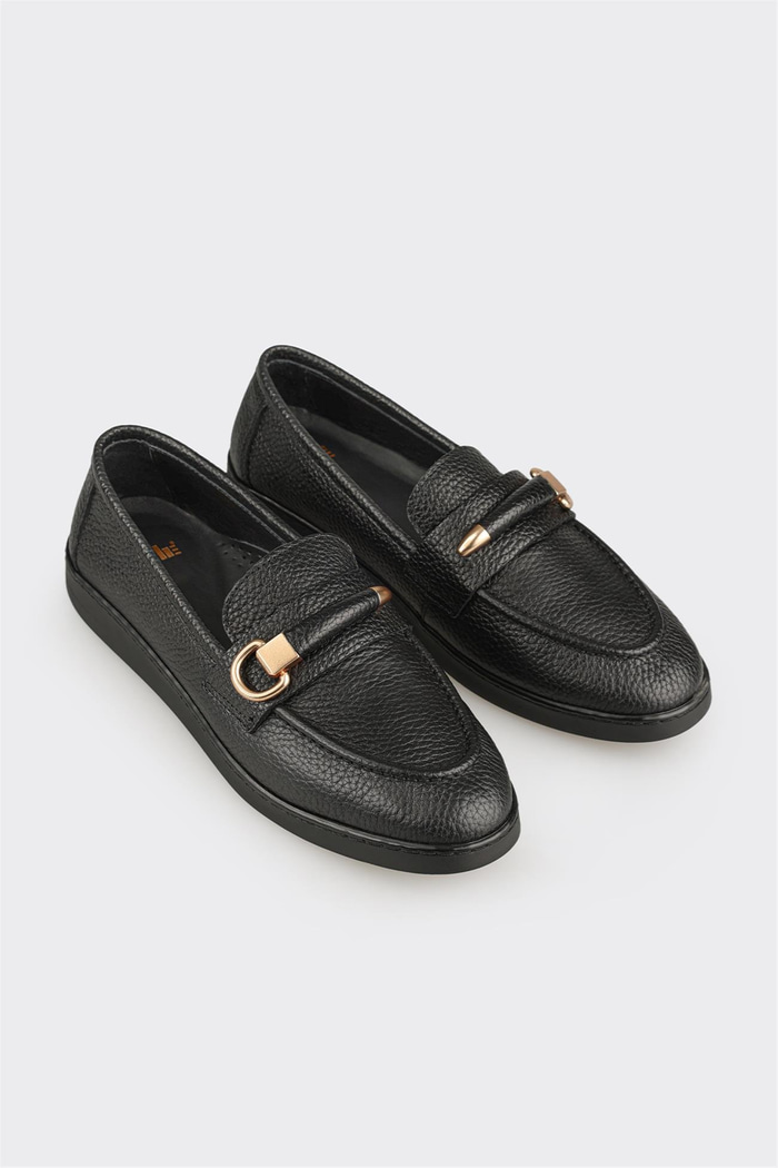 Siyah Deri Kadın Günlük Ayakkabı