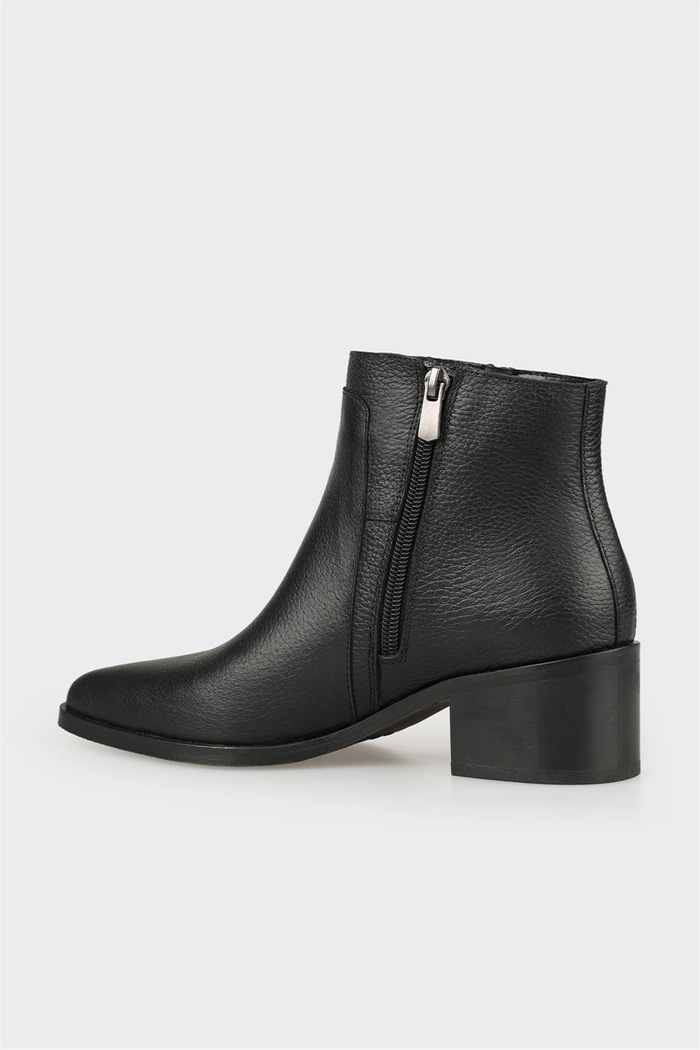 Siyah Deri Kadın Klasik Bot