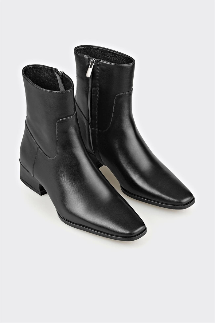 Siyah Deri Kadın Klasik Bot