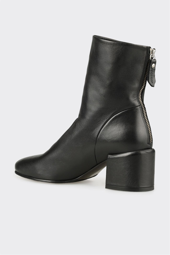 Siyah Deri Kadın Klasik Bot