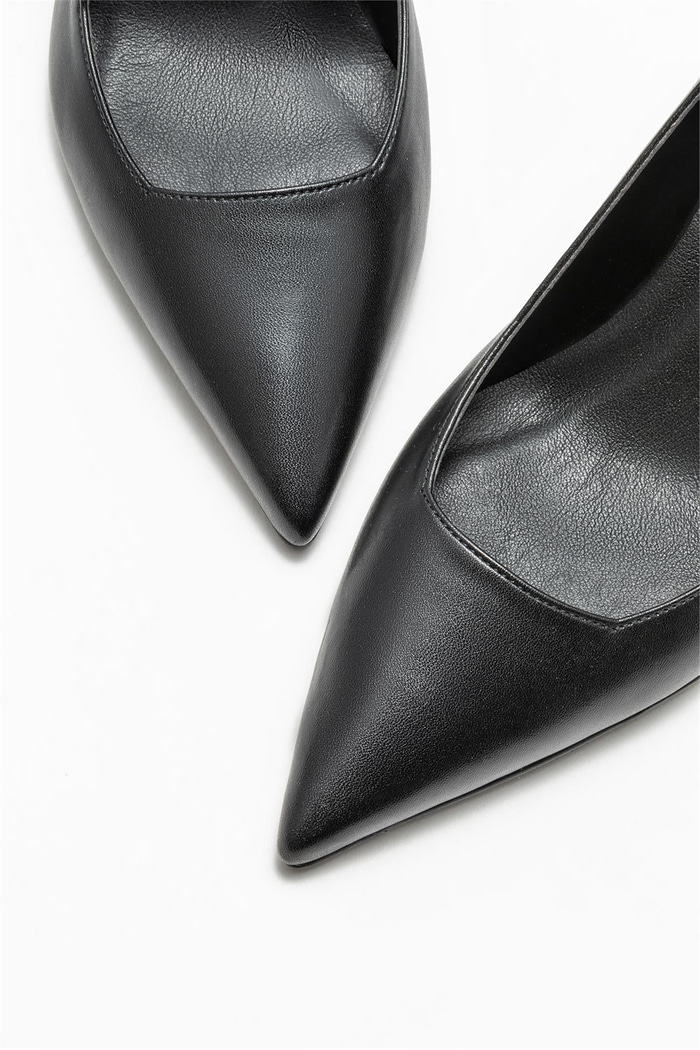 Siyah Deri Kadın Stiletto
