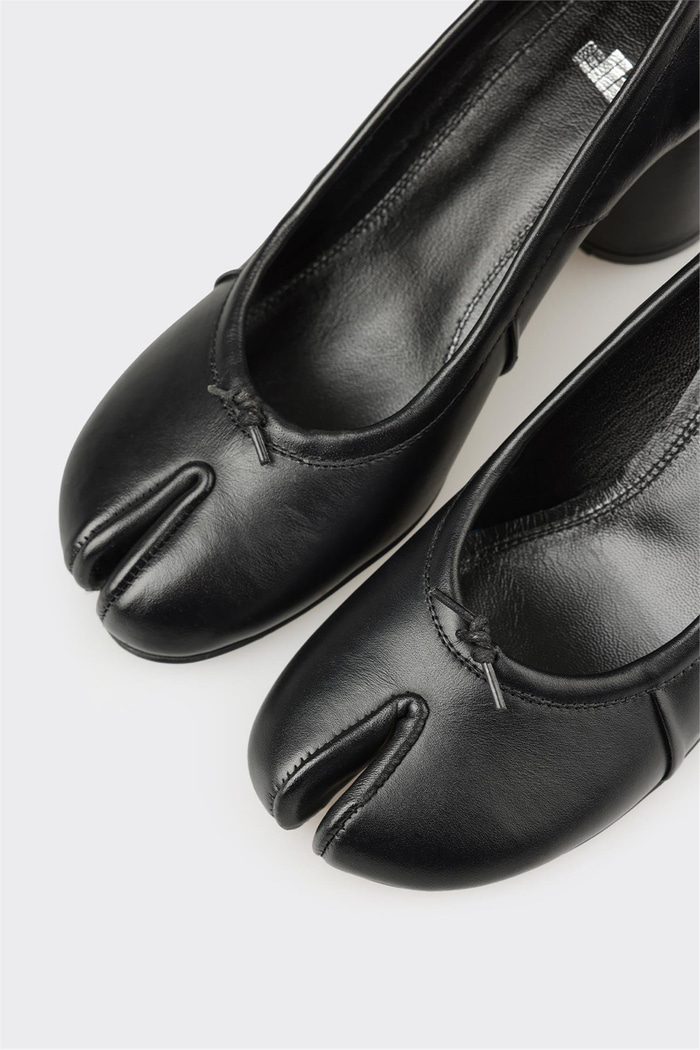 Siyah Deri Kadın Topuklu Ayakkabı