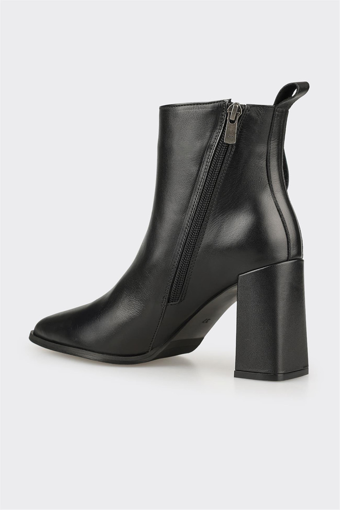 Siyah Deri Kadın Yüksek Topuk Bot