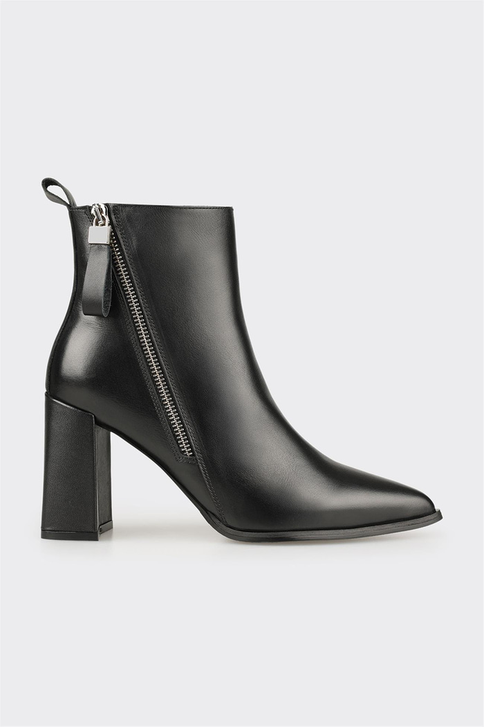 Siyah Deri Kadın Yüksek Topuk Bot