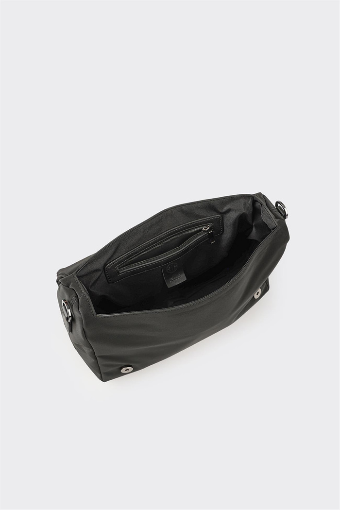 Siyah Kadın Omuz Çantası