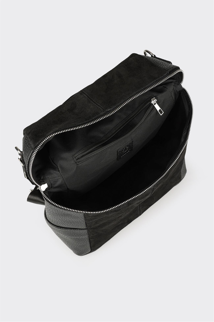 Siyah Kadın Sırt Çantası