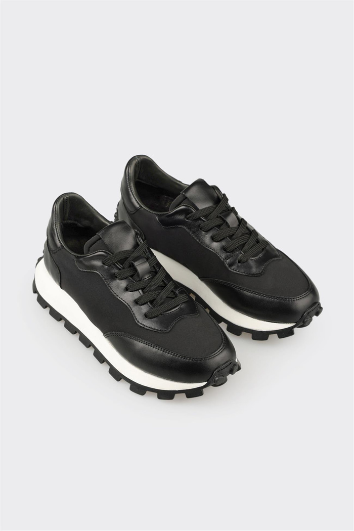 Siyah Kadın Spor Ayakkabı