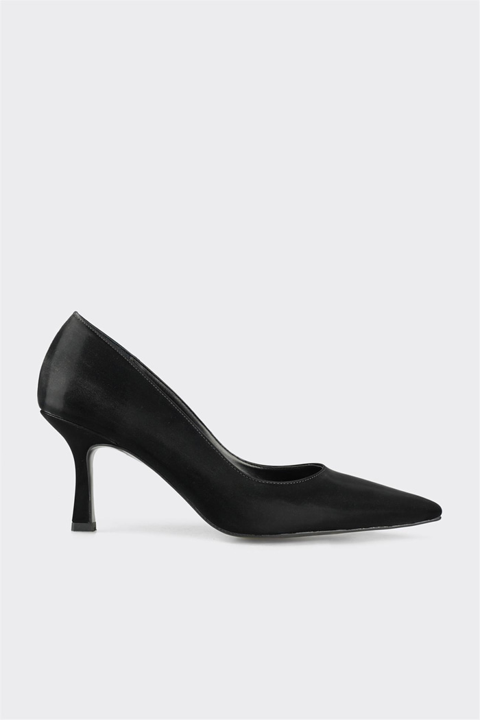 Siyah Kadın Stiletto