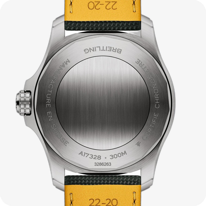 Breitling AVENGER AVENGER AUTOMATIC 42