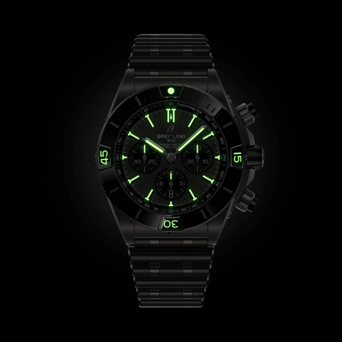 Breitling SUPER CHRONOMAT B01 44