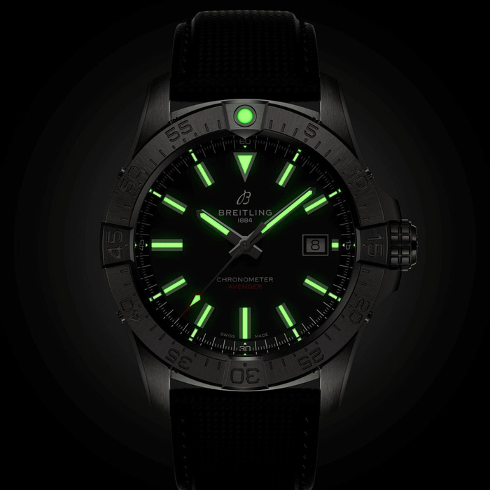 Breitling AVENGER AUTOMATIC 42