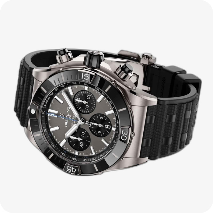 Breitling SUPER CHRONOMAT B01 44