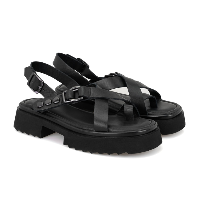 Kadın Siyah Ayarlanabilir Tokalı Deri Sandalet