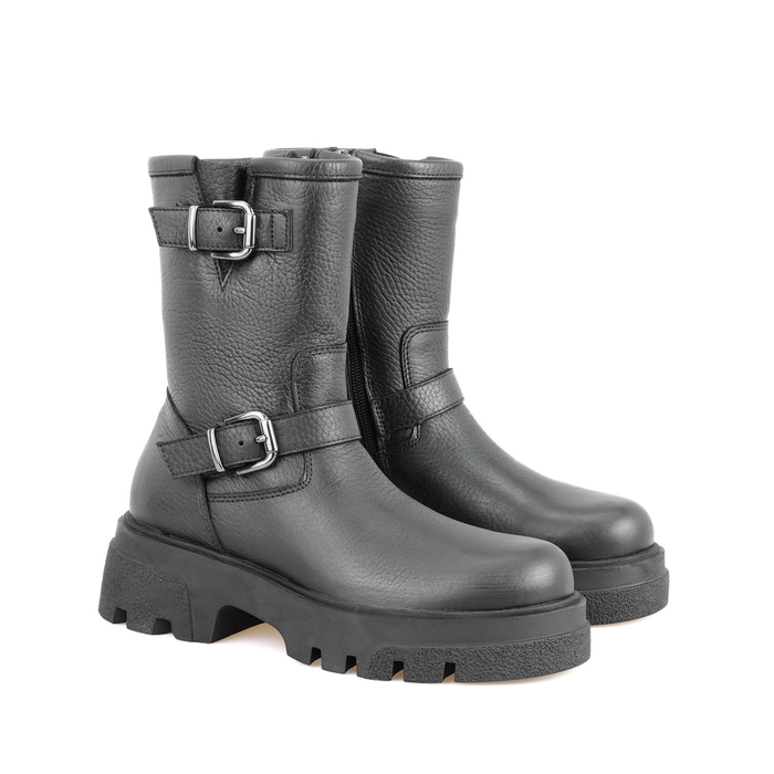 Kadın Siyah Fermuarlı Deri Bot