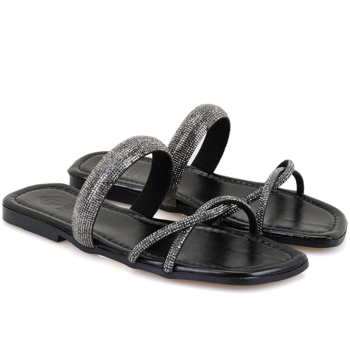 Kadın Siyah Parlak Taş Detaylı Terlik