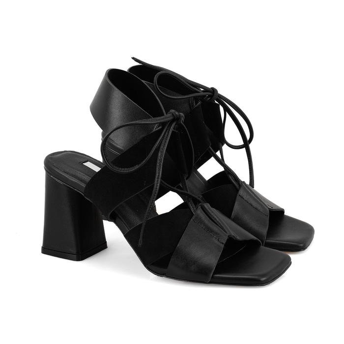 Kadın Siyah Topuklu Deri Sandalet