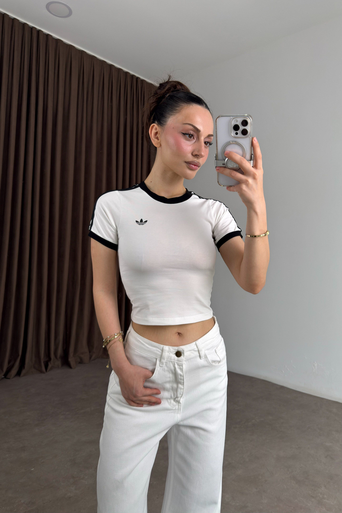 Adds Orijnal Crop Small Logo Beyaz Tişört