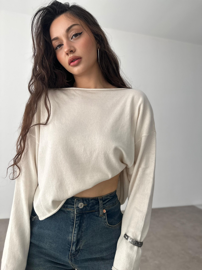 Basic Ekru Düz Yaka Triko