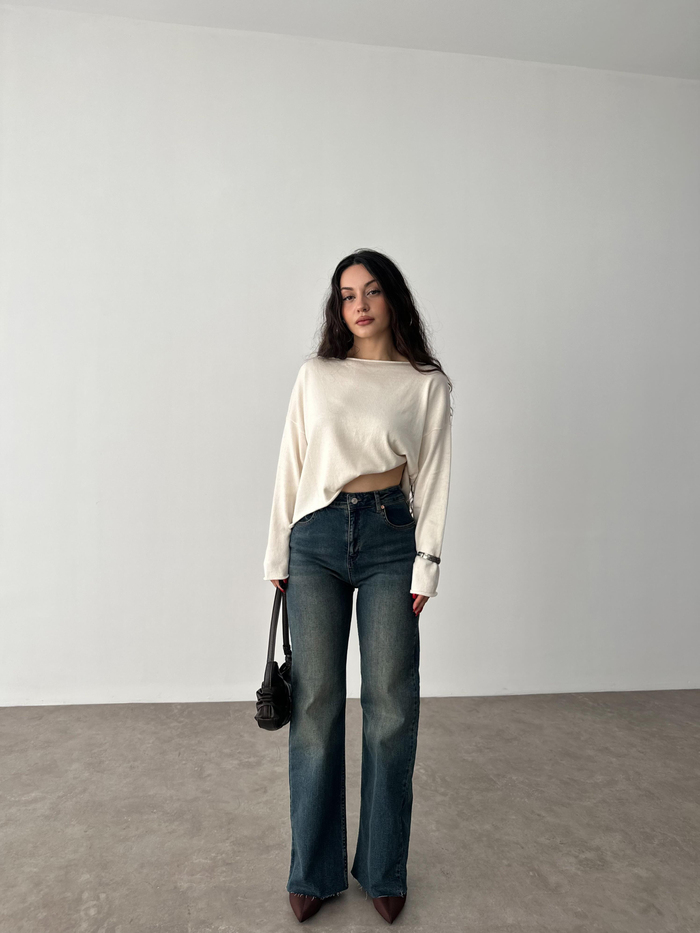 Basic Ekru Düz Yaka Triko