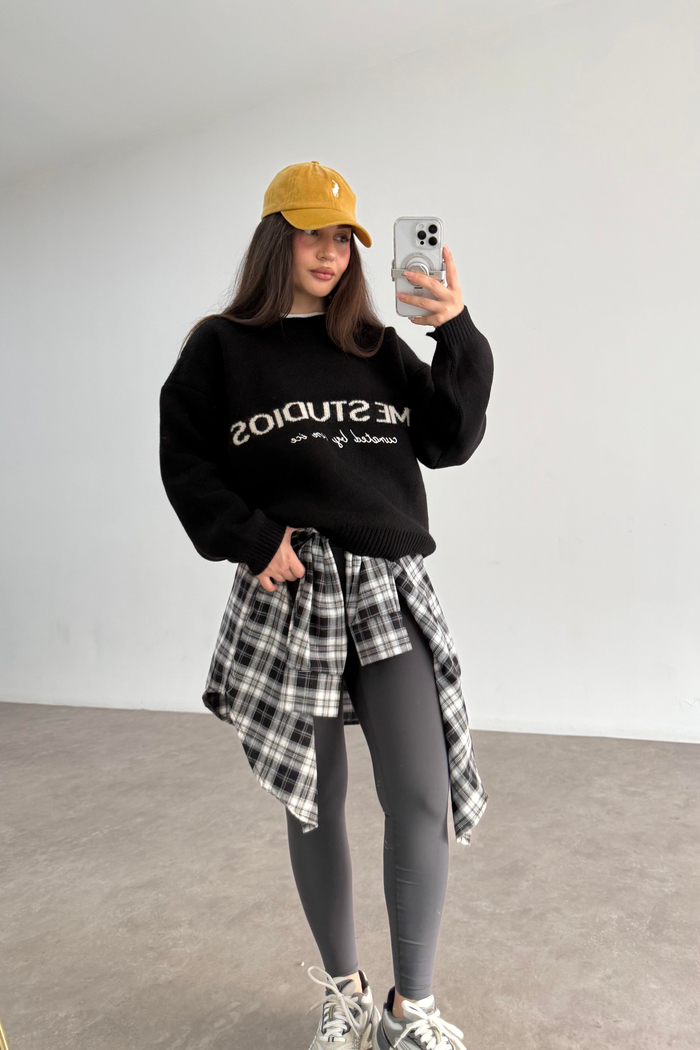 Eme Studios Siyah Kazak