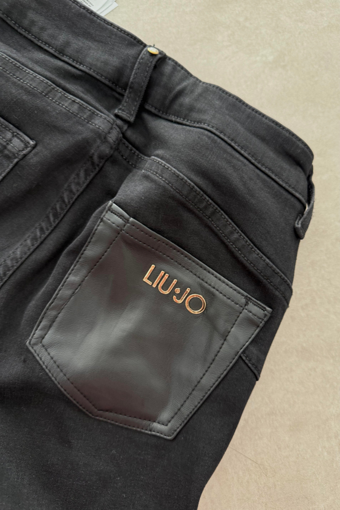 LJ Ora. Skinny Toparlayıcı Skinny Siyah Tayt Jean