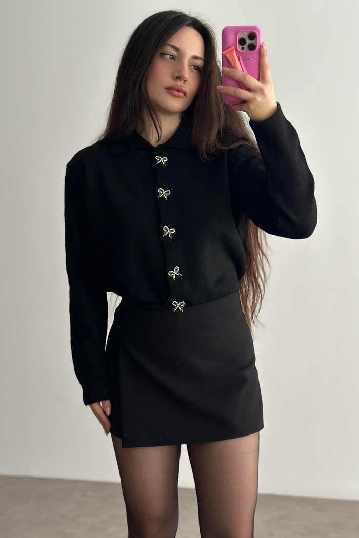Taşlı Kurdele Düğmeli Soft Dokulu Siyah Hırka