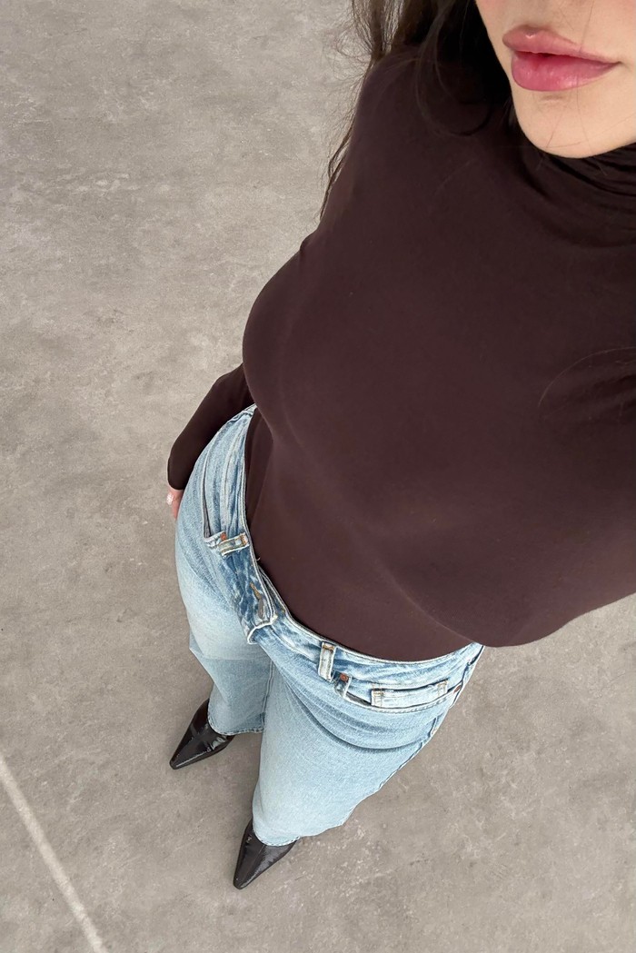 Yarı Transparan Basic Boğazlı Kahverengi Body