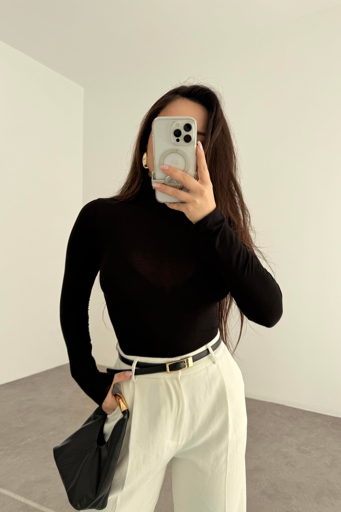 Yarı Transparan Basic Boğazlı Siyah Body