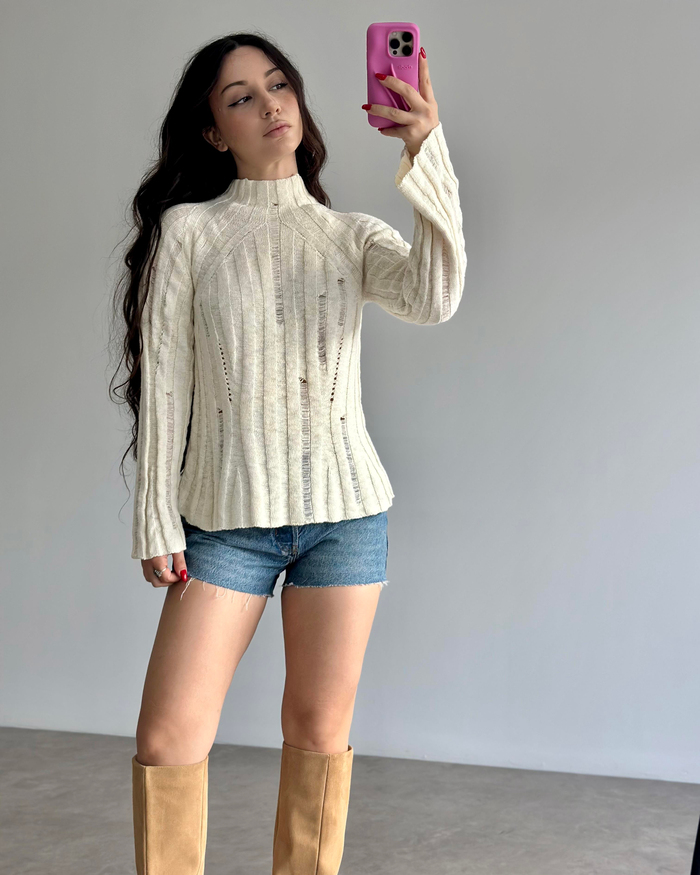 ZR Orijinal Yıpranmış Modelli Modal Ekru Kazak