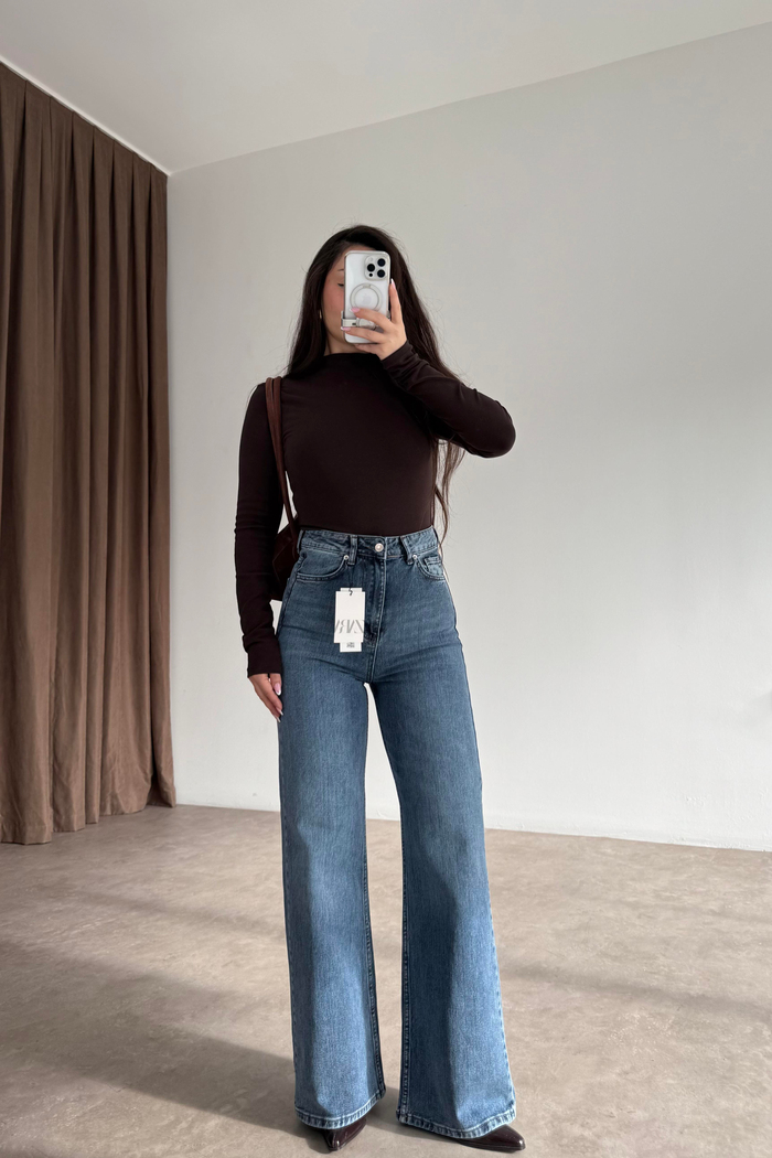 ZRA Dikişli Paça Straightleg OrtaMavi Jean 