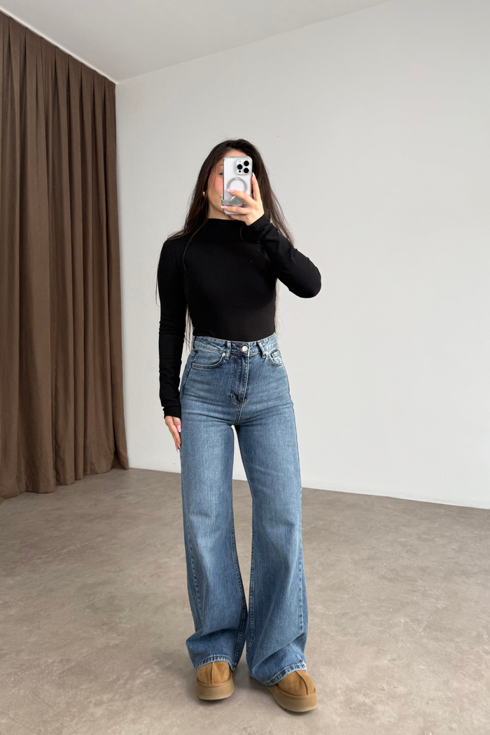 ZRA Dikişli Paça Straightleg OrtaMavi Jean 