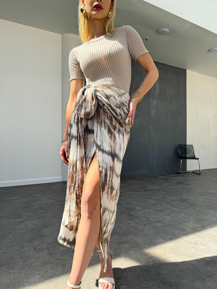 Batik Desenli Anvelop Etek
