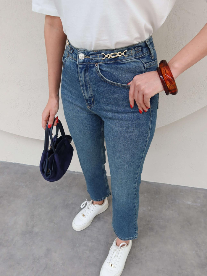 Bel Aksesuarlı Momfit Jean