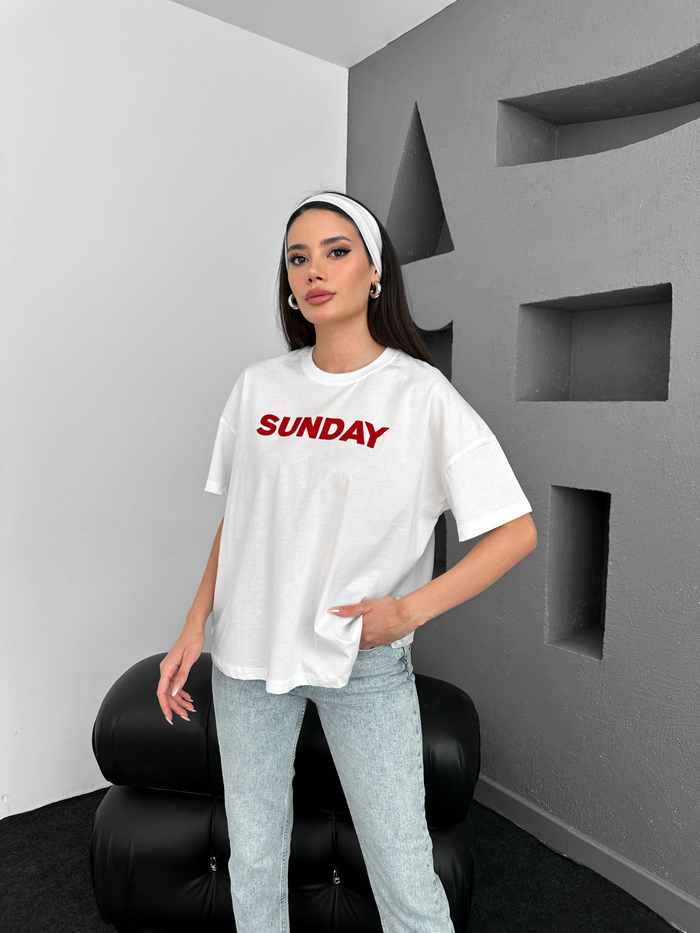 Beyaz Sunday Baskılı Tshirt
