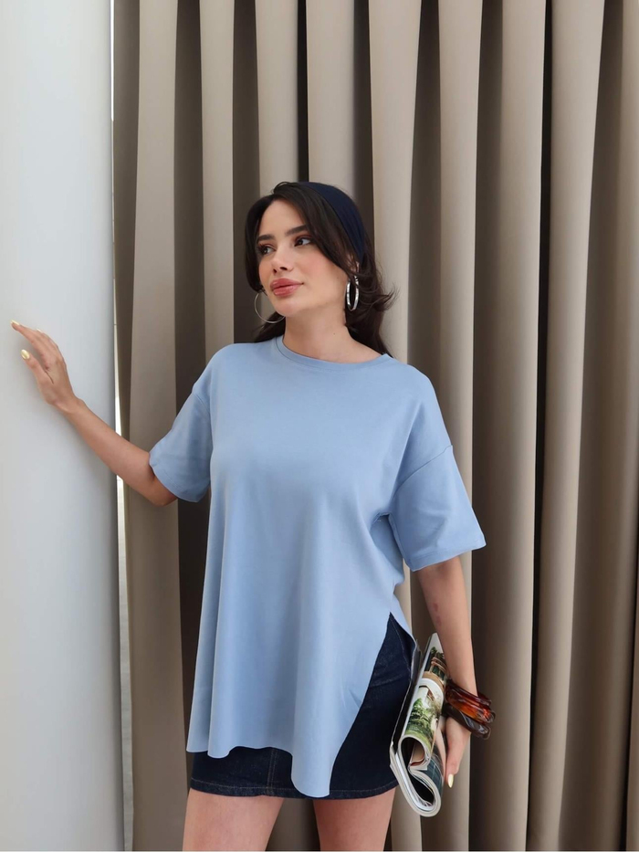 Bisiklet Yaka Yırtmaçlı Oversize T-shirt