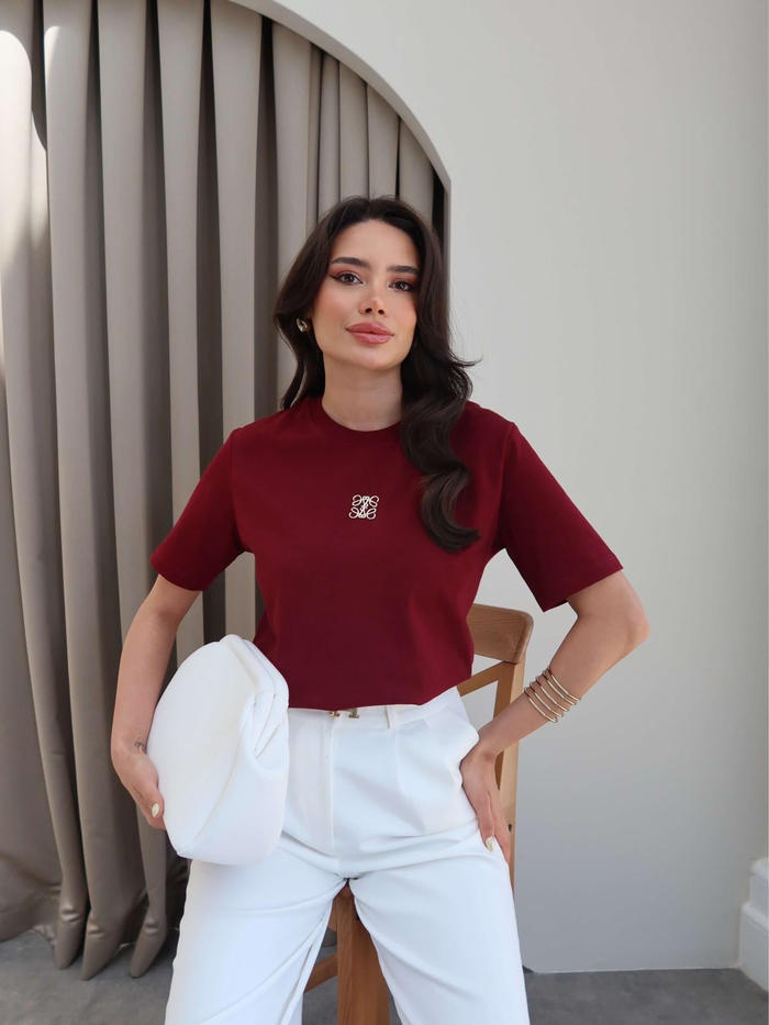 Broşlu Bisiklet Yaka T-Shirt