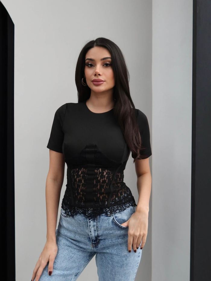 Dantel Detaylı Sırt Bağlamalı Tshirt