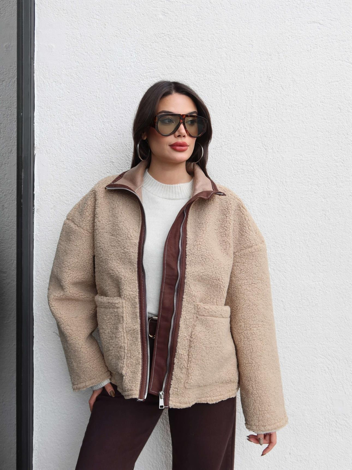 Dik Yaka Açık Cep Peluş Mont