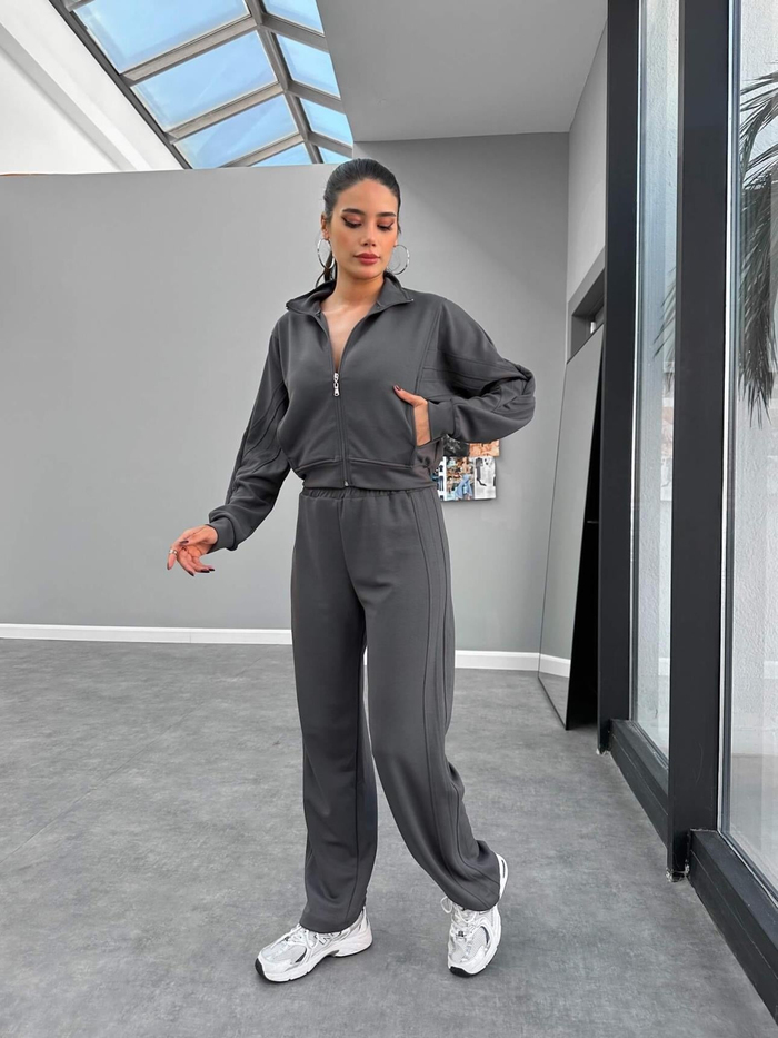 Dikiş Detay Cepli Sweatshirt Takım