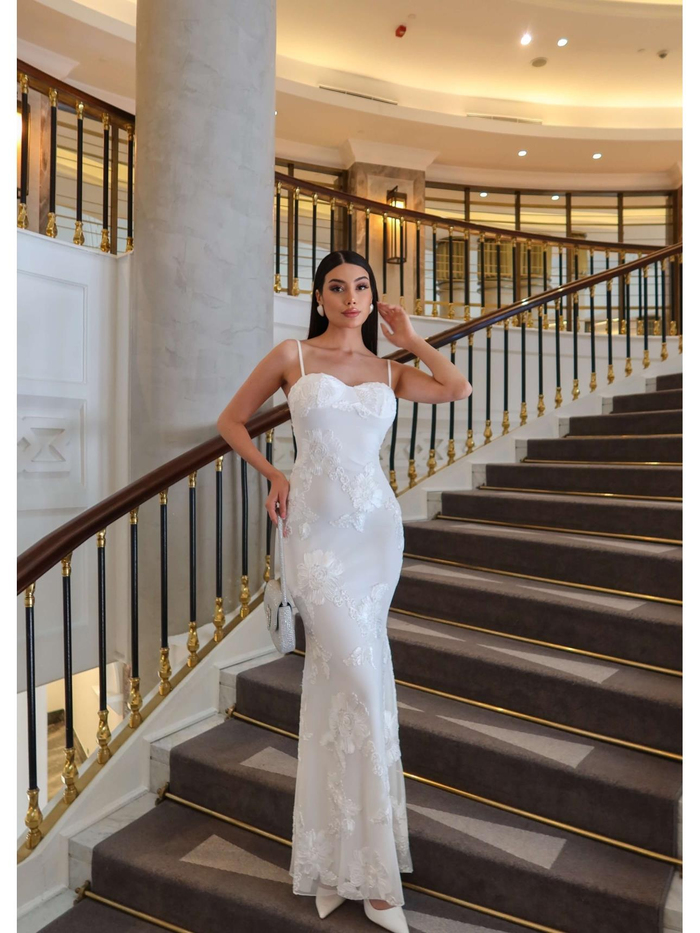 EH Collection Çiçek İşlemeli Tül Davet Elbise