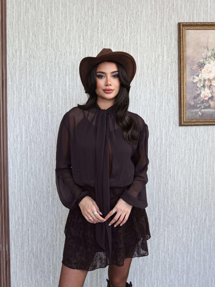 Eteği Kadife Astarlı Tül Mini Elbise