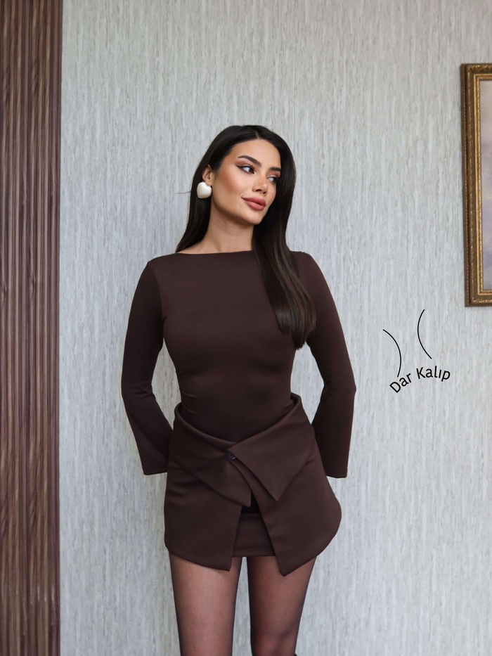 Etek Parça Detaylı Mini Elbise