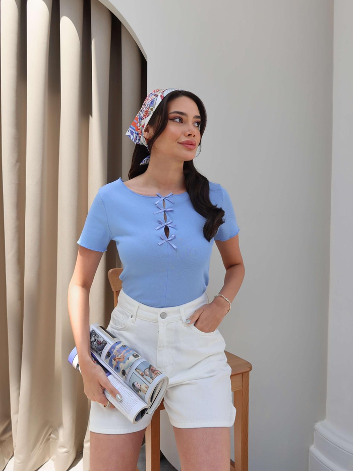 Fiyonk Detaylı T-Shirt